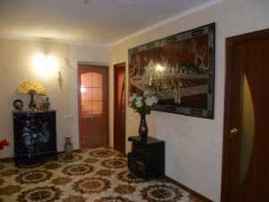 Срочно продается красивый 2-х этажный дом 289,6 кв.м. пгт. Черноморское.