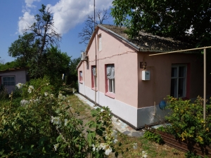 Дом в селе Желтокаменка в 16 км от г. Евпатория