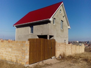 Крым. Продается новый двухэтажный дом в пгт. Черноморское