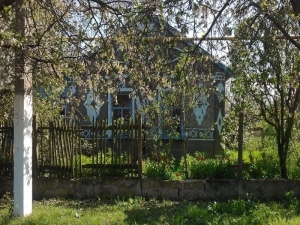 Продается дом старой постройки 70 кв.м. на участке 13,5 соток в с.Славянское